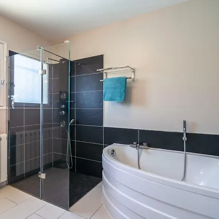 Villa Modern With Airco, Private Swimming Pool, Play Set And Beautiful View